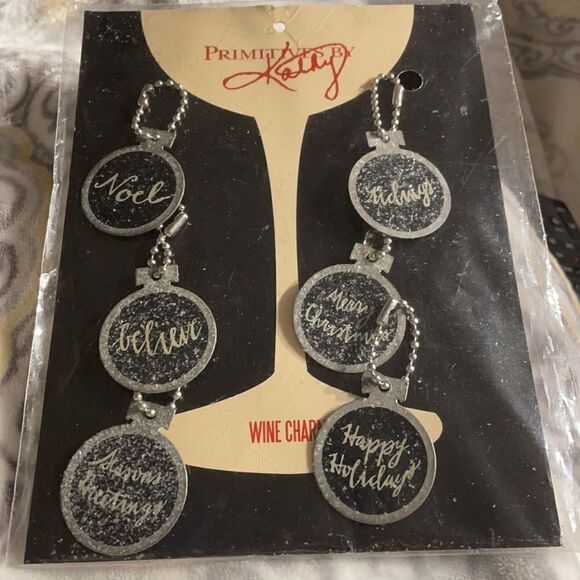 Wine Charms Set of 6 Xmas Bar Accessories Black Silver Primitives by Kathy NWT - Picture 7 of 14